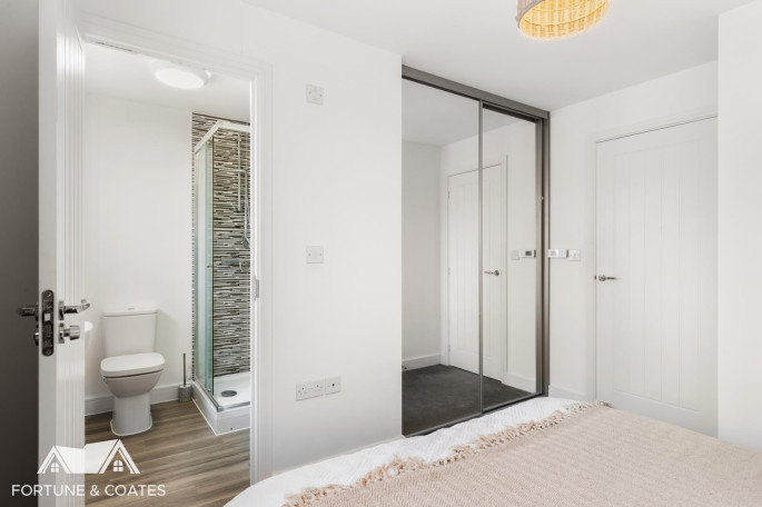 25 Plover Crescent