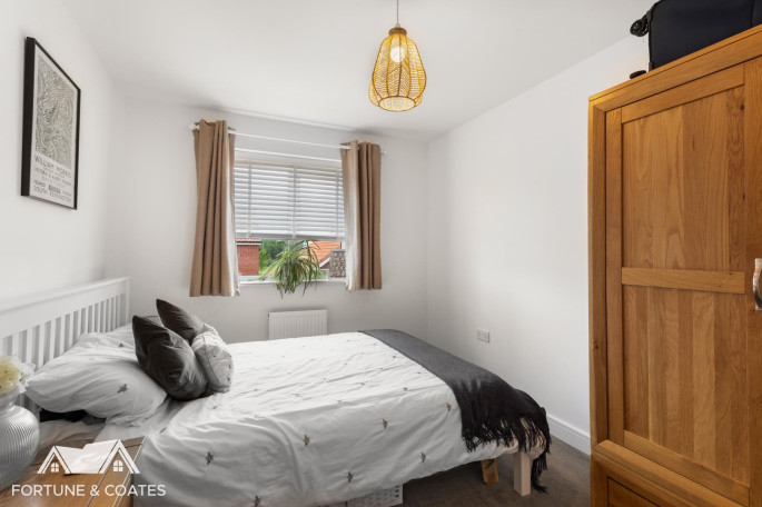 25 Plover Crescent