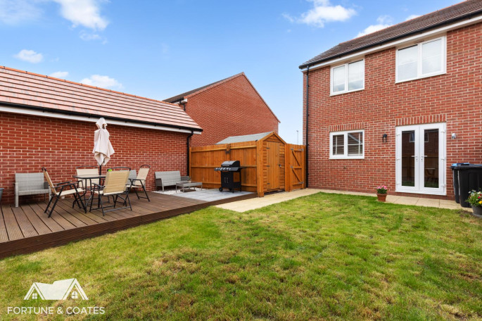 25 Plover Crescent