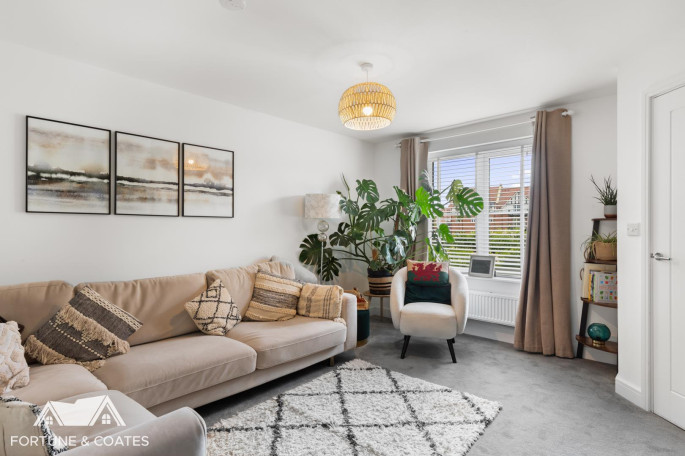 25 Plover Crescent