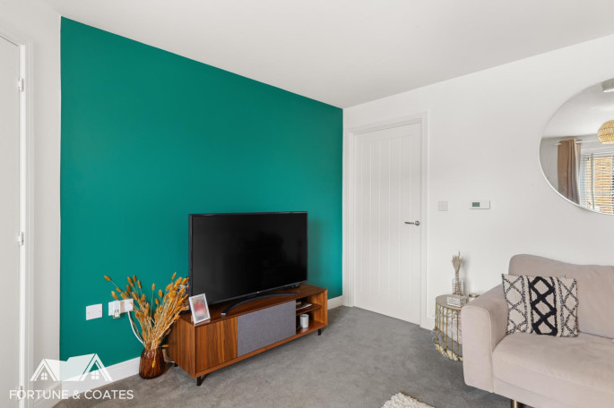 25 Plover Crescent