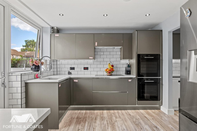 183 Westfield